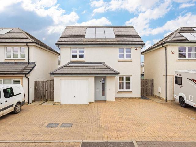 House for sale in Pumpherston, West Lothian