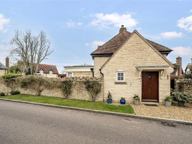 House for sale in Bedford