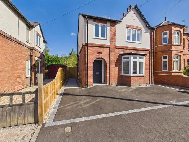 House for sale in New Town, Alverton