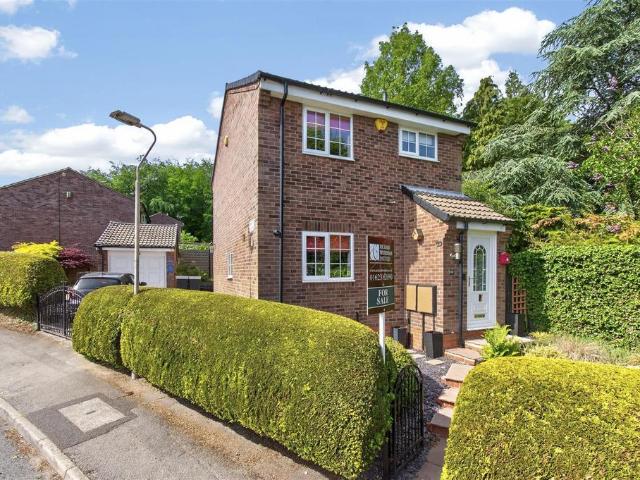House for sale in Potters Corner, East Midlands
