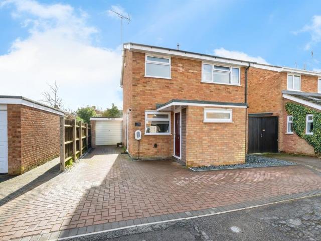 House for sale in Leighton-Linslade, Linslade