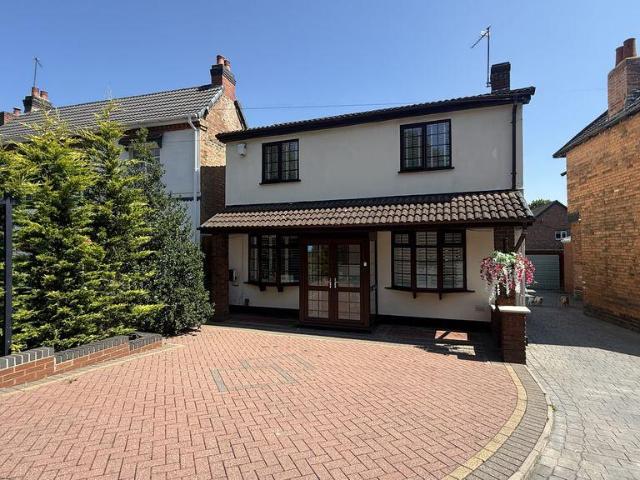 House for sale in Sutton Coldfield, West Midlands
