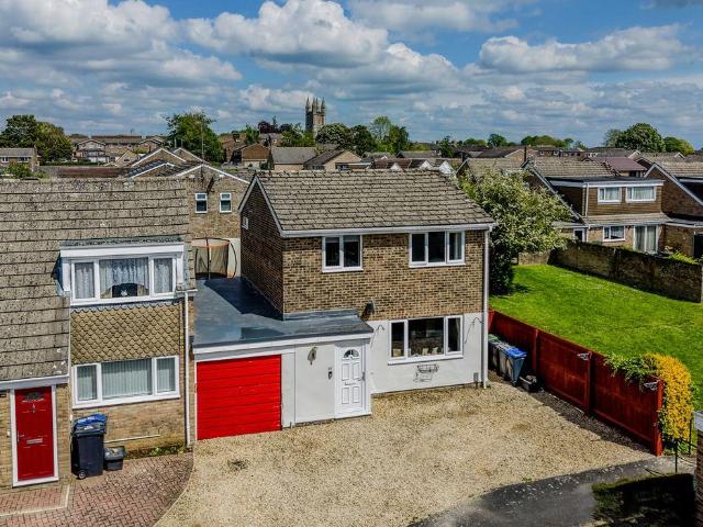 House for sale in Cricklade, Wiltshire