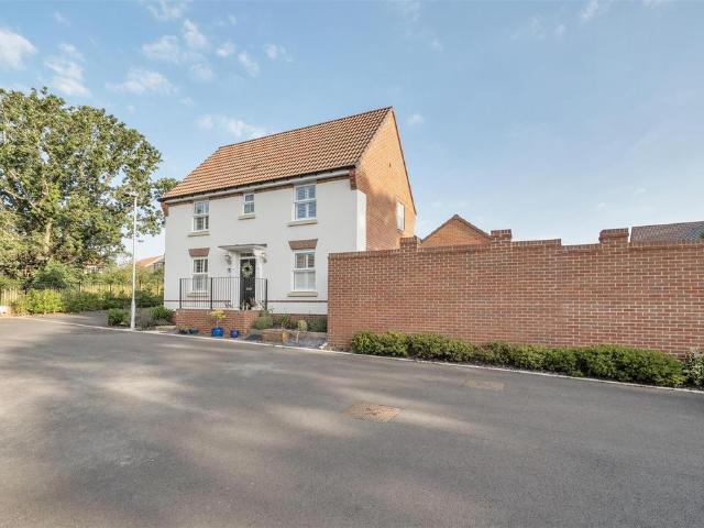 House for sale in Chippenham, Wiltshire