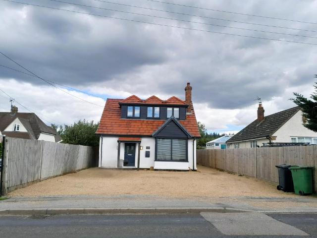 House for sale in Midway, Kent
