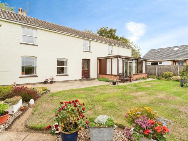 House for sale in Comers, Norfolk