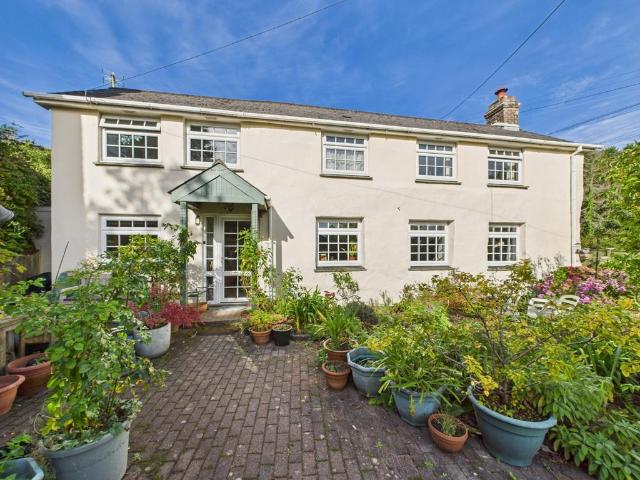 House for sale in Feock, Cornwall