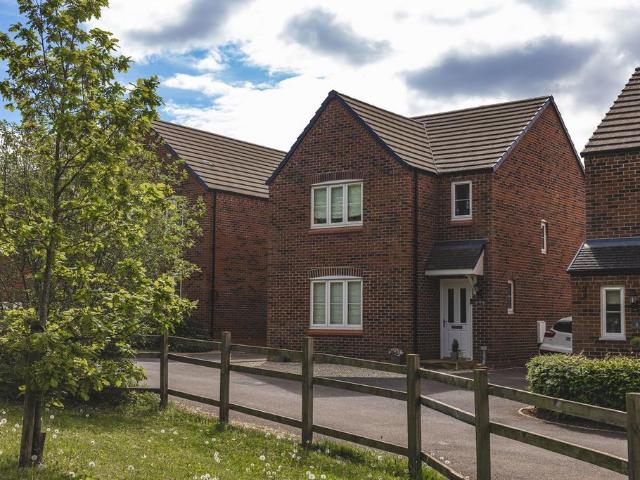 House for sale in Evershot, Oxfordshire