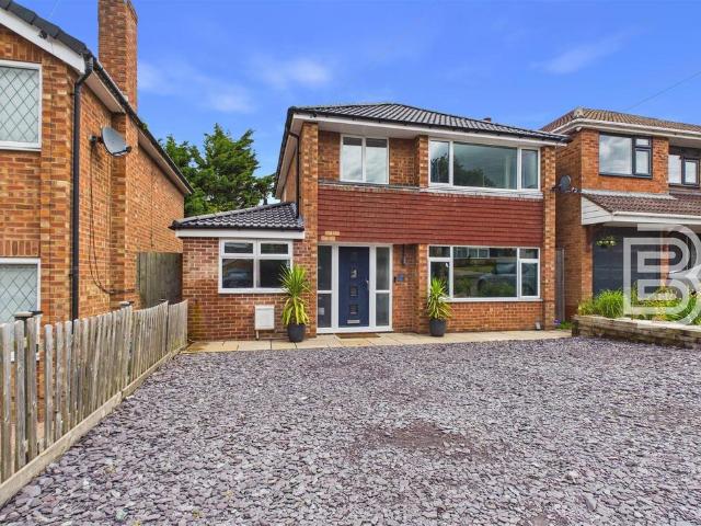 House for sale in New Bilton, Warwickshire