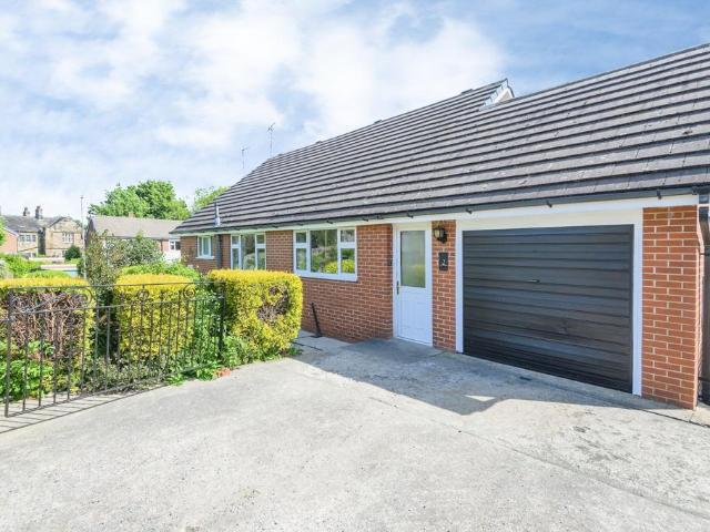 House for sale in Firthcliffe, West Yorkshire