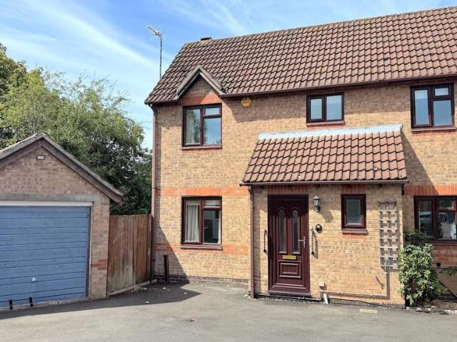 House for sale in Oakwood, East Midlands