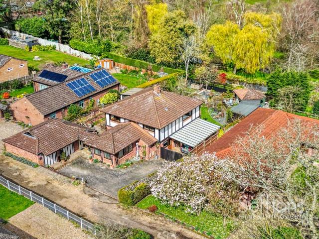House for sale in The Mallards, Crostwick