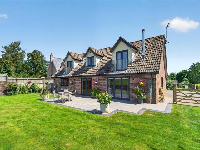 House for sale in Eastbridge, Suffolk