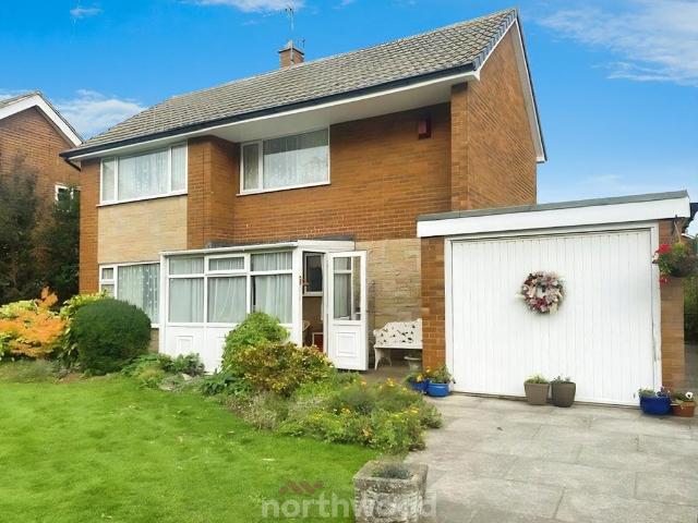 House for sale in Hatfield, South Yorkshire