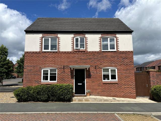 House for sale in Glebe Green, Winsford