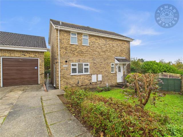 House for sale in Lamellion, Cornwall