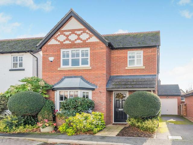 House for sale in Milton Green, Two Mills