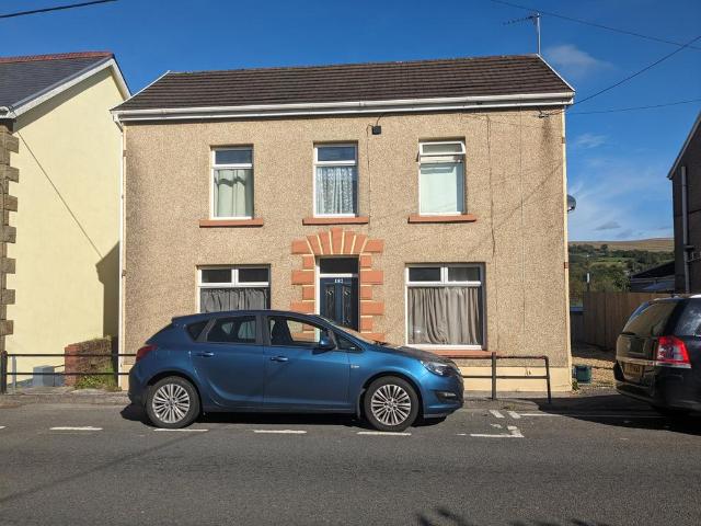 House for sale in Cwmamman, Glanaman