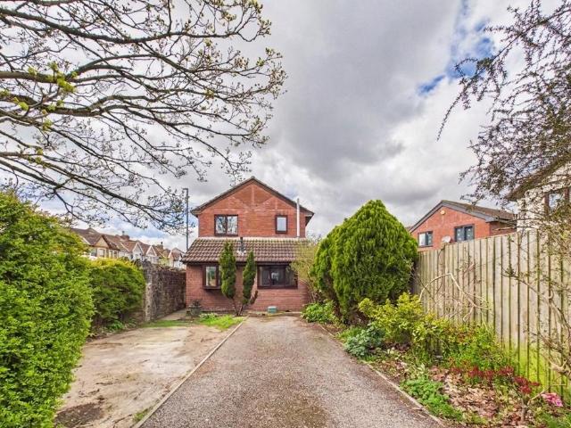 House for sale in Whitehall, Feckenham