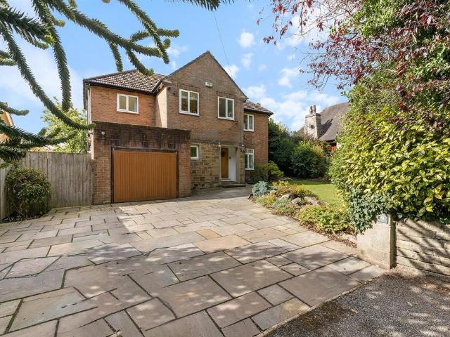 House for sale in Fixby, West Yorkshire