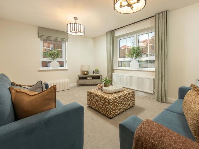 House for sale in Charlesworth, East Midlands