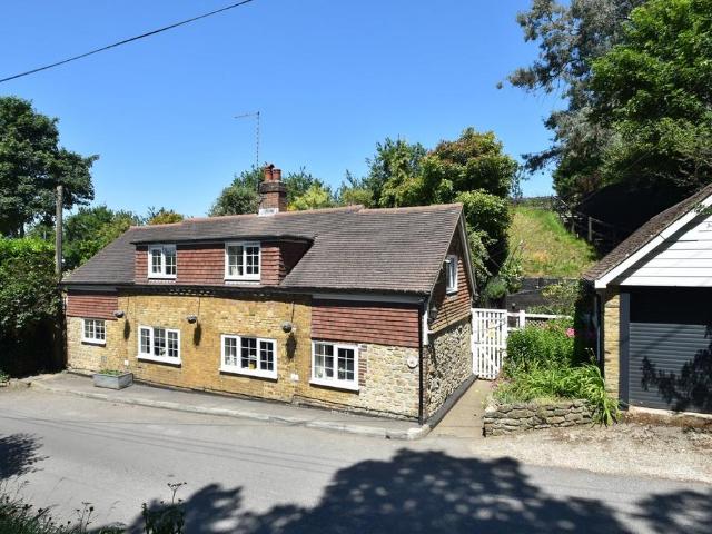 House for sale in Midway, Kent