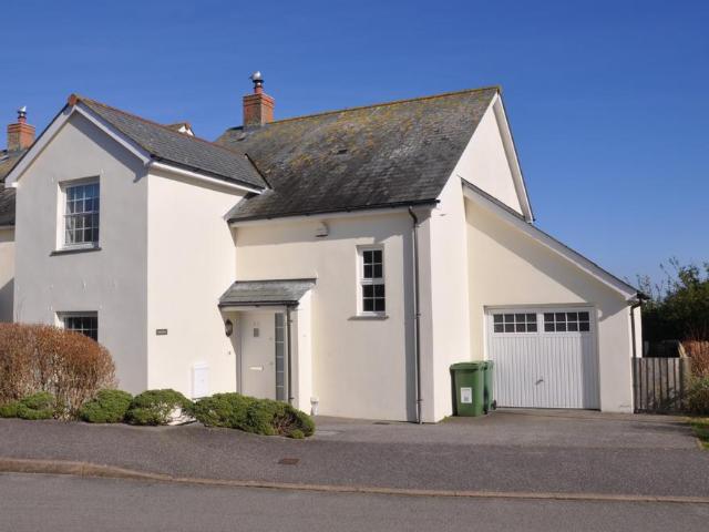 House for sale in Treloan, Gerrans