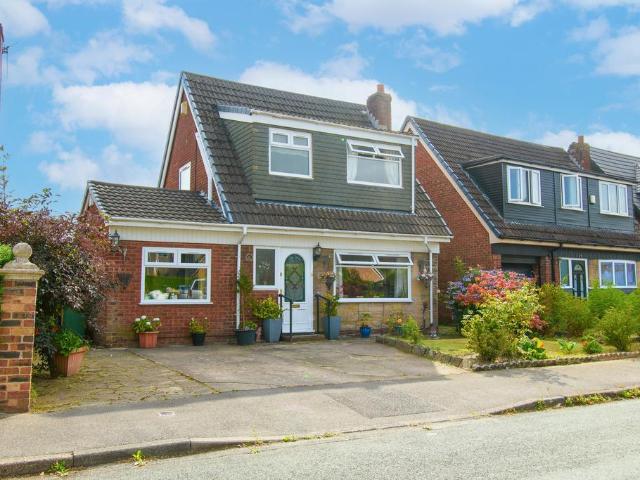 House for sale in Lowton Heath, Wigan
