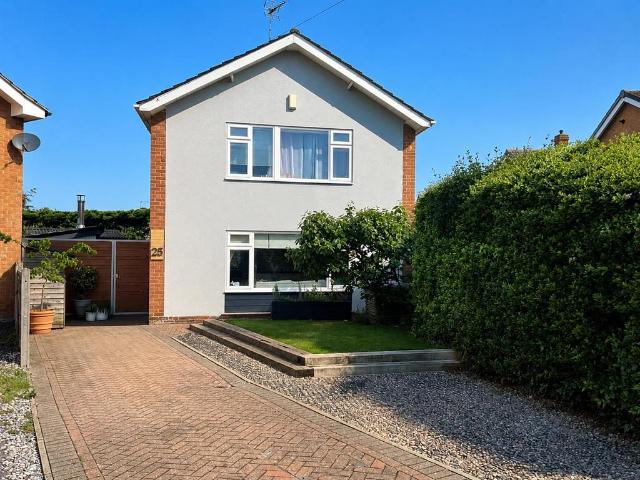 House for sale in Barton In Fabis, East Midlands