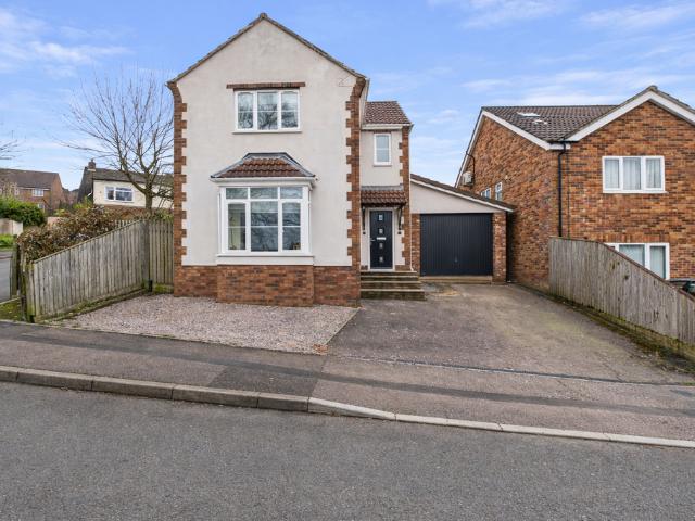 House for sale in Bromsberrow Heath, Gloucestershire