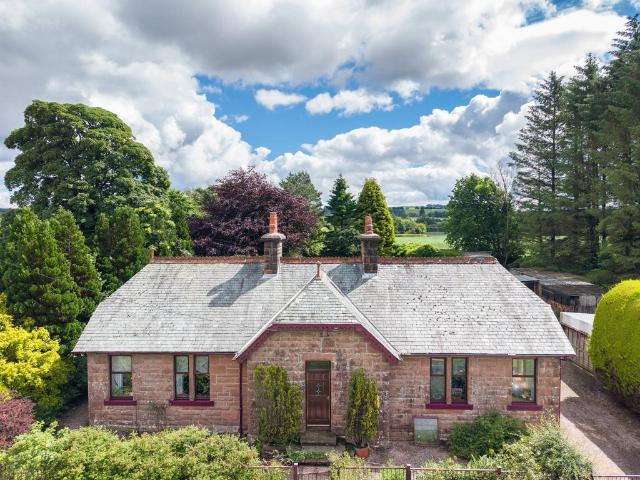 House for sale in Johnstonebridge, Scotland