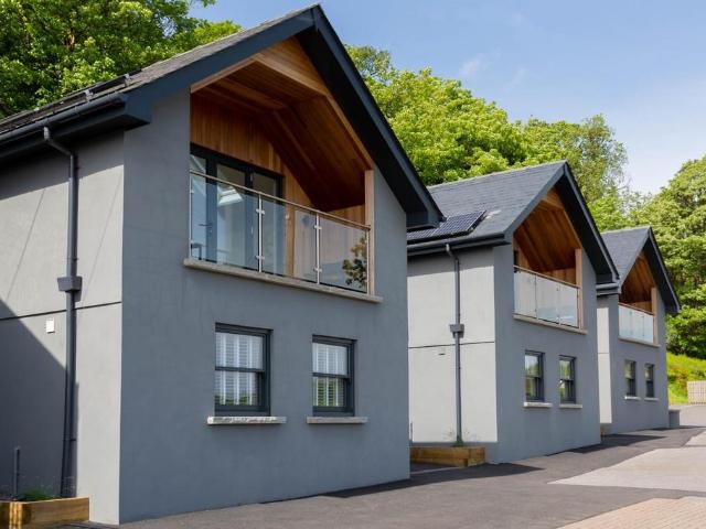 House for sale in Oxwich, Wales
