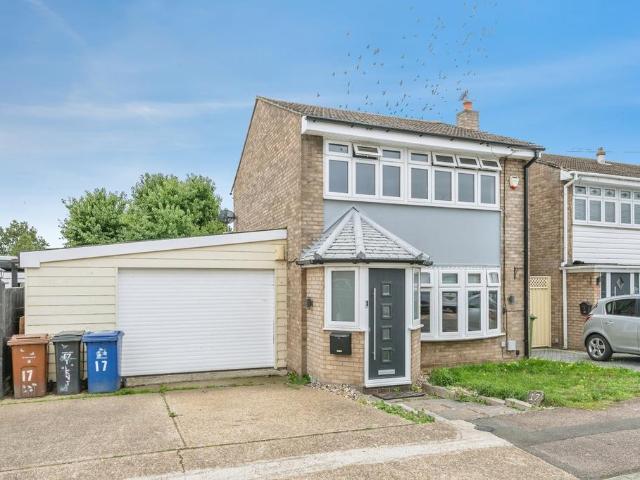 House for sale in East Tilbury, Essex