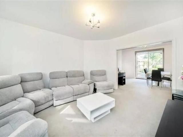 House for sale in Brent Cross, Greater London