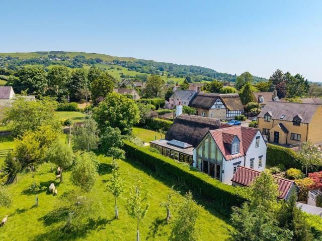 House for sale in Pamington, Gloucestershire
