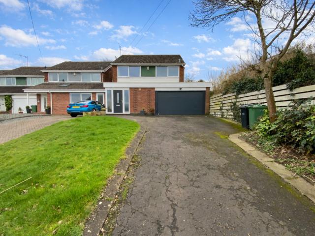 House for sale in Halesowen, West Midlands