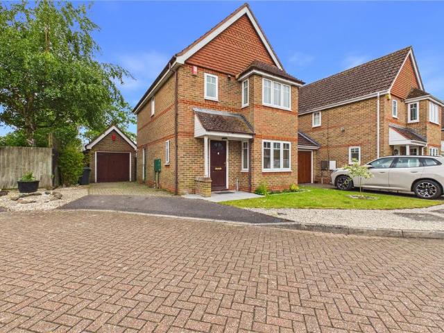 House for sale in Aldermaston Soke, West Berkshire