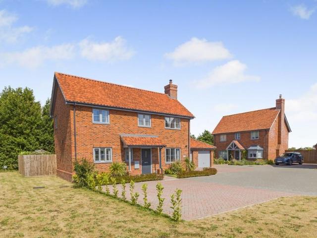 House for sale in Bedingfield, Suffolk
