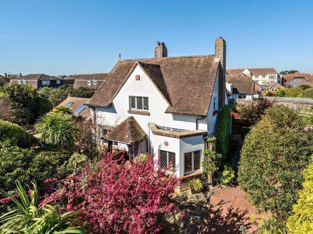 House for sale in Felpham, Clapham