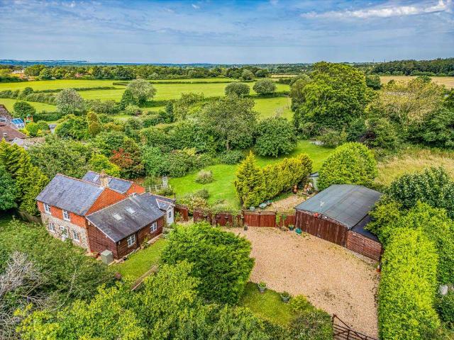 House for sale in Littlecote, West Sussex