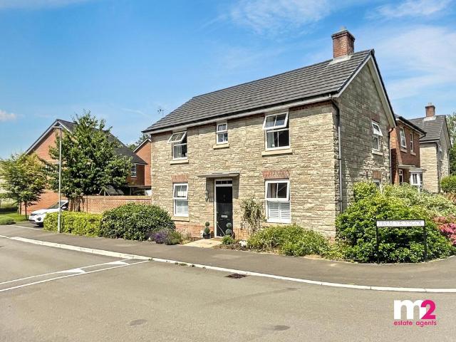 House for sale in Penperlleni, Wales