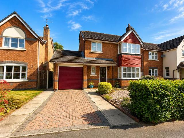 House for sale in Holmes Chapel