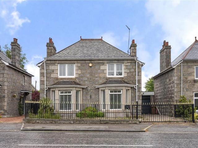 House for sale in Craigiebuckler, Ballindoch
