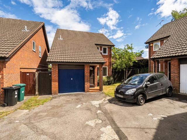 House for sale in Earley