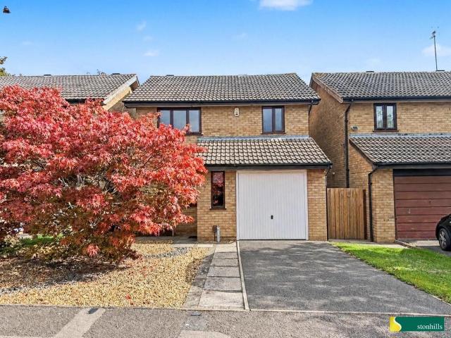 House for sale in Abington, Northampton