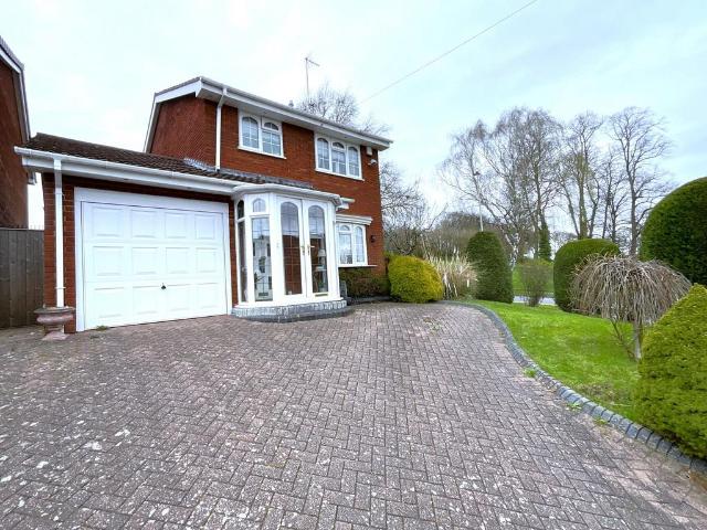 House for sale in Halesowen, West Midlands