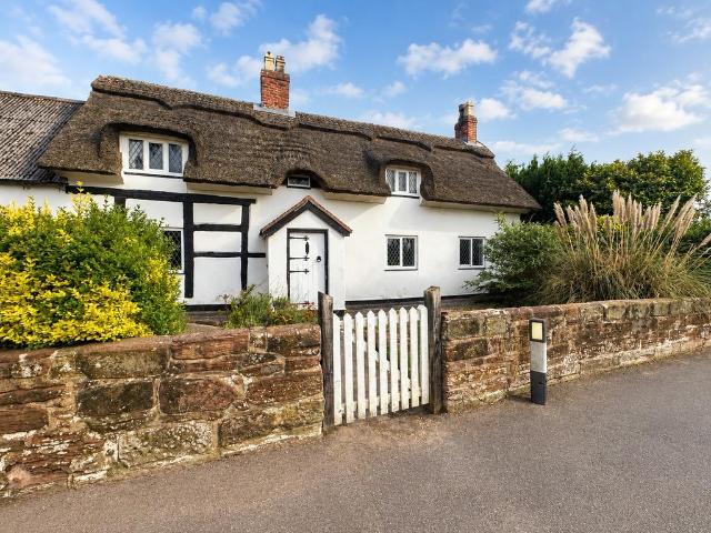 House for sale in Rushton, Cheshire