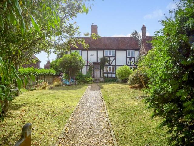 House for sale in Heathlands, East Sussex