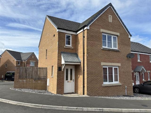 House for sale in The Paddocks at Ffos Las, Carway