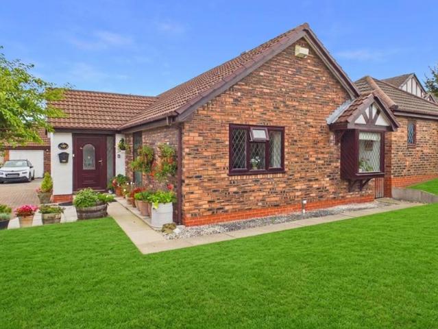 House for sale in Shotton, Wales